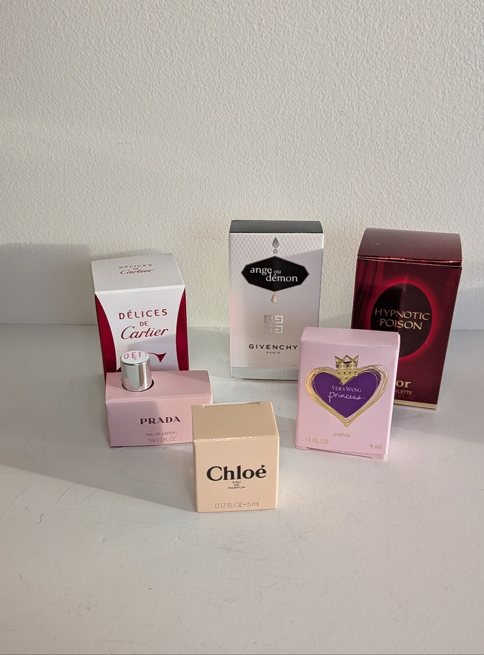 Sample Size New EDT EDP  GIVENCHY Chloe Prada Cartier Dior Vera Wang Lot Of 6
